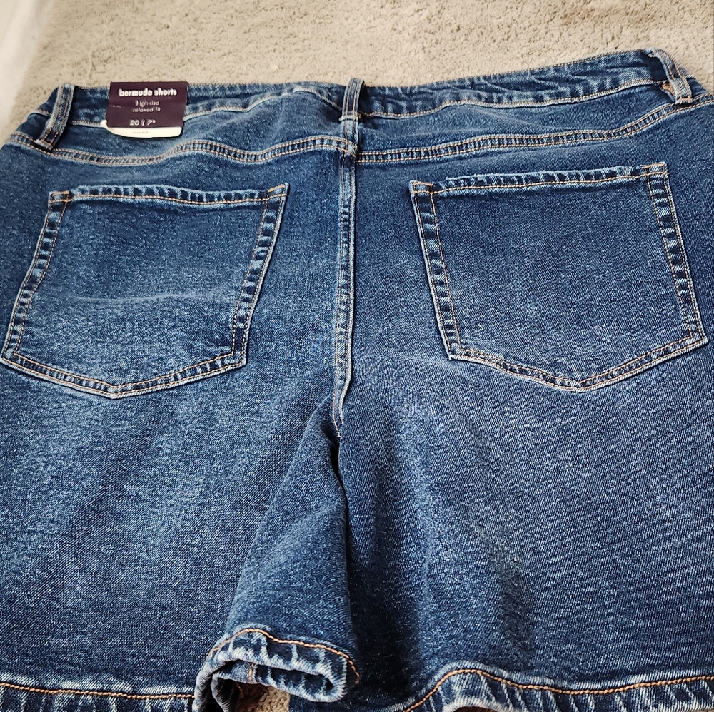 NWT/New Ava & Viv Women's Blue Jean Shorts (Size 22) - Picture 7 of 10
